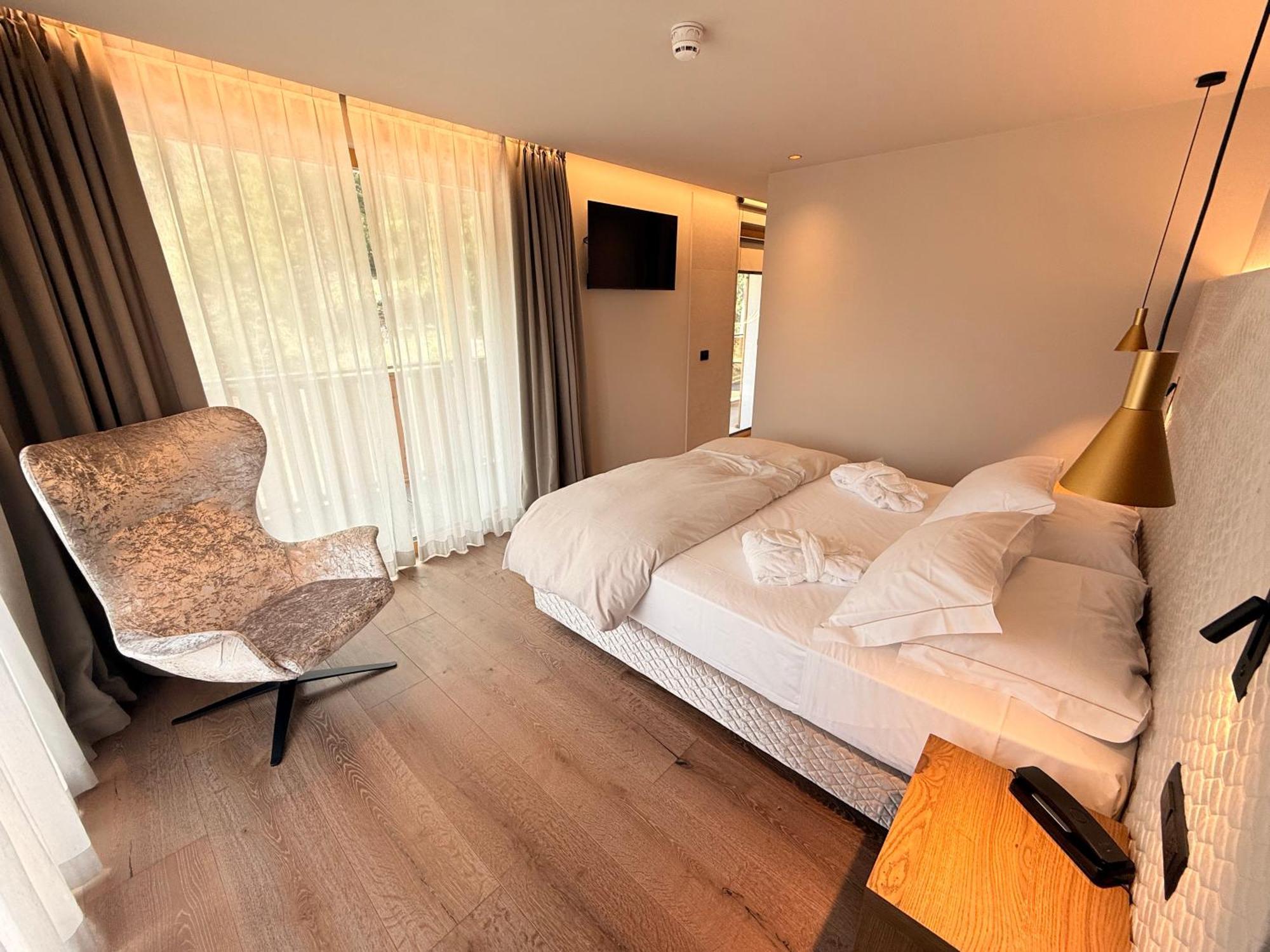 Hotel Lorenzetti Madonna Rum bild